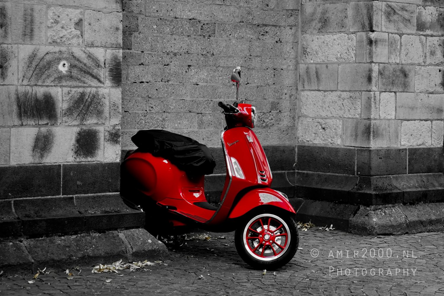 Red vespa transportation potography Cologne Germany Miscellaneous Photo 2