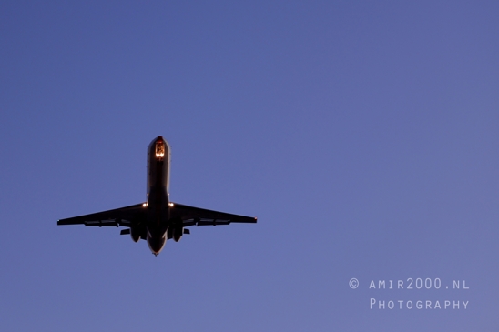 Plane_over_Las_Vegas_Nevada_USA_Aerial_Photography_Flight_001_Canon_EOS_R5_Mark_II.JPG