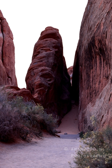 Arches_National_Park_Moab_Utah_USA_Turret_Arch_and_Window_landscape_nature_Photography_010_Canon_EOS_R5_Mark_II.JPG