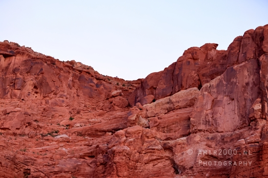 Arches_National_Park_Moab_Utah_USA_and_rock_formations_red_cliffs_landscape_nature_Photography_007_Canon_EOS_R5_Mark_II.JPG