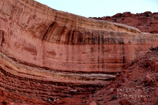Arches_National_Park_Moab_Utah_USA_and_rock_formations_red_cliffs_landscape_nature_Photography_009_Canon_EOS_R5_Mark_II.JPG