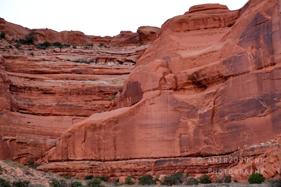 Arches_National_Park_Moab_Utah_USA_and_rock_formations_red_cliffs_landscape_nature_Photography_012_Canon_EOS_R5_Mark_II.JPG