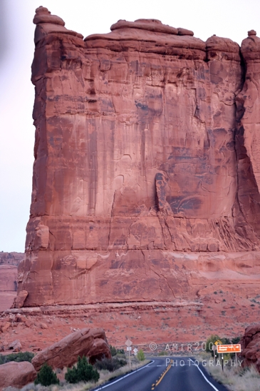 Arches_National_Park_Moab_Utah_USA_and_rock_formations_red_cliffs_landscape_nature_Photography_018_Canon_EOS_R5_Mark_II.JPG