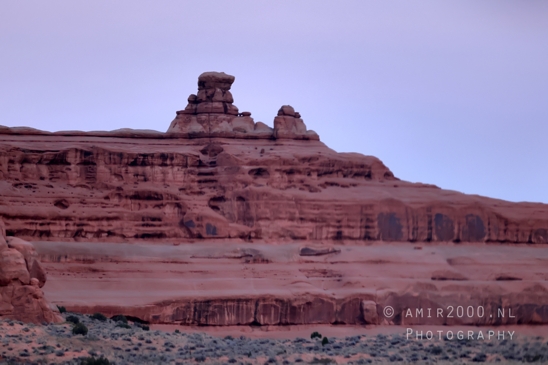 Arches_National_Park_Moab_Utah_USA_and_rock_formations_red_cliffs_landscape_nature_Photography_019_Canon_EOS_R5_Mark_II.JPG