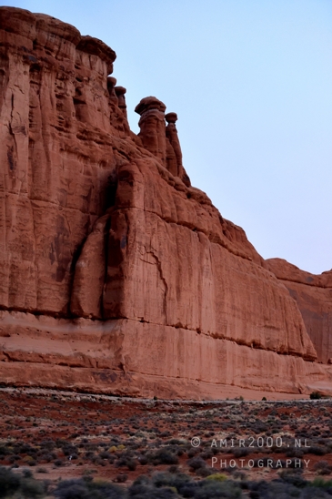 Arches_National_Park_Moab_Utah_USA_and_rock_formations_red_cliffs_landscape_nature_Photography_020_Canon_EOS_R5_Mark_II.JPG