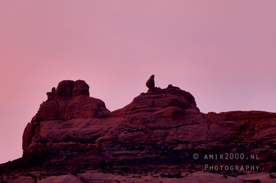 Arches_National_Park_Moab_Utah_USA_and_rock_formations_red_cliffs_landscape_nature_Photography_036_Canon_EOS_R5_Mark_II.JPG