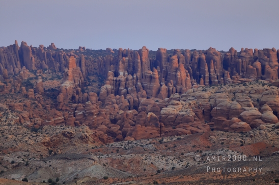 Arches_National_Park_Moab_Utah_USA_and_rock_formations_red_cliffs_landscape_nature_Photography_038_Canon_EOS_R5_Mark_II.JPG