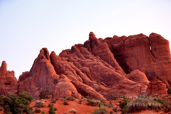 Arches_National_Park_Moab_Utah_USA_and_rock_formations_red_cliffs_landscape_nature_Photography_052_Canon_EOS_R5_Mark_II.JPG