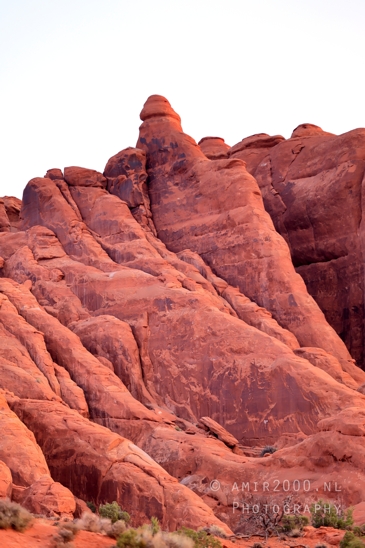 Arches_National_Park_Moab_Utah_USA_and_rock_formations_red_cliffs_landscape_nature_Photography_054_Canon_EOS_R5_Mark_II.JPG