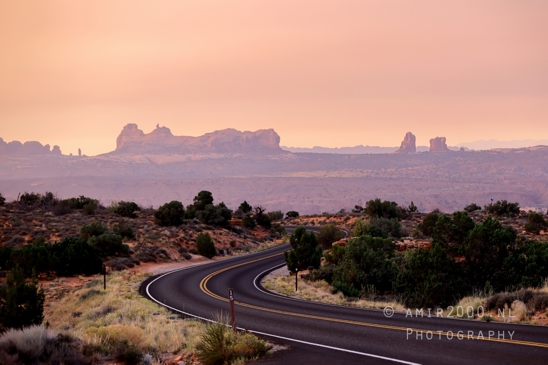 Arches_National_Park_Moab_Utah_USA_and_rock_formations_red_cliffs_landscape_nature_Photography_057_Canon_EOS_R5_Mark_II.JPG