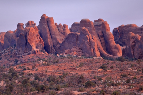 Arches_National_Park_Moab_Utah_USA_and_rock_formations_red_cliffs_landscape_nature_Photography_069_Canon_EOS_R5_Mark_II.JPG