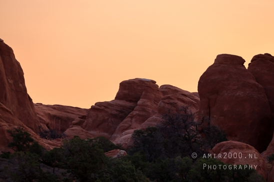 Arches_National_Park_Moab_Utah_USA_and_rock_formations_red_cliffs_landscape_nature_Photography_071_Canon_EOS_R5_Mark_II.JPG