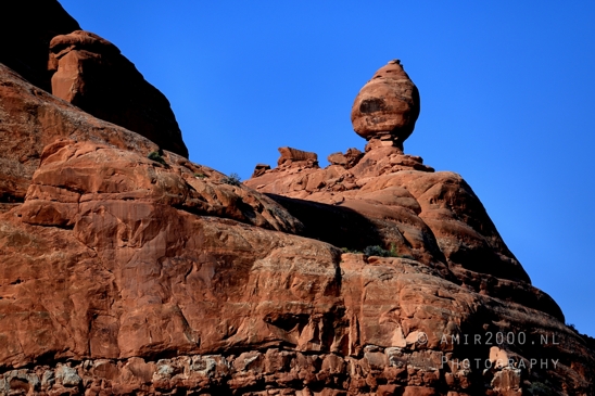 Arches_National_Park_Moab_Utah_USA_and_rock_formations_red_cliffs_landscape_nature_Photography_110_Canon_EOS_R5_Mark_II.JPG