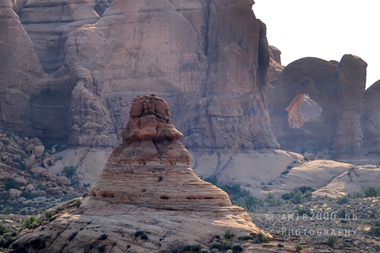 Arches_National_Park_Moab_Utah_USA_and_rock_formations_red_cliffs_landscape_nature_Photography_116_Canon_EOS_R5_Mark_II.JPG