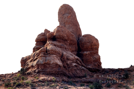 Arches_National_Park_Moab_Utah_USA_and_rock_formations_red_cliffs_landscape_nature_Photography_128_Canon_EOS_R5_Mark_II.JPG