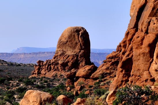 Arches_National_Park_Moab_Utah_USA_and_rock_formations_red_cliffs_landscape_nature_Photography_144_Canon_EOS_R5_Mark_II.JPG