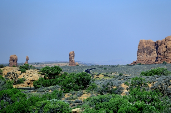 Arches_National_Park_Moab_Utah_USA_and_rock_formations_red_cliffs_landscape_nature_Photography_163_Canon_EOS_R5_Mark_II.JPG