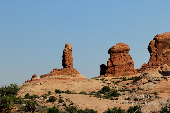 Arches_National_Park_Moab_Utah_USA_and_rock_formations_red_cliffs_landscape_nature_Photography_165_Canon_EOS_R5_Mark_II.JPG