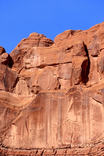 Arches_National_Park_Moab_Utah_USA_and_rock_formations_red_cliffs_landscape_nature_Photography_187_Canon_EOS_R5_Mark_II.JPG