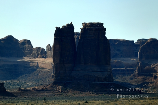 Arches_National_Park_Moab_Utah_USA_and_rock_formations_red_cliffs_landscape_nature_Photography_190_Canon_EOS_R5_Mark_II.JPG
