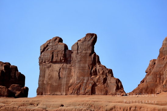 Arches_National_Park_Moab_Utah_USA_and_rock_formations_red_cliffs_landscape_nature_Photography_207_Canon_EOS_R5_Mark_II.JPG