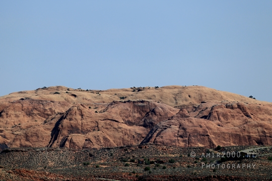 Arches_National_Park_Moab_Utah_USA_and_rock_formations_red_cliffs_landscape_nature_Photography_220_Canon_EOS_R5_Mark_II.JPG