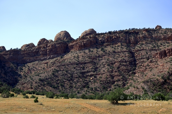 Arches_National_Park_Moab_Utah_USA_and_rock_formations_red_cliffs_landscape_nature_Photography_230_Canon_EOS_R5_Mark_II.JPG