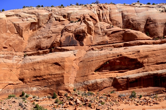 Arches_National_Park_Moab_Utah_USA_and_rock_formations_red_cliffs_landscape_nature_Photography_242_Canon_EOS_R5_Mark_II.JPG