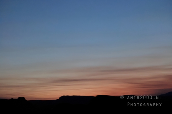 Arches_National_Park_sunrise_colors_Moab_Utah_USA_landscape_nature_Photography_002_Canon_EOS_R5_Mark_II.JPG