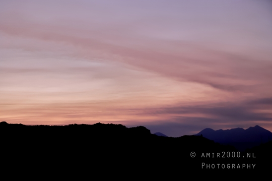 Arches_National_Park_sunrise_colors_Moab_Utah_USA_landscape_nature_Photography_005_Canon_EOS_R5_Mark_II.JPG
