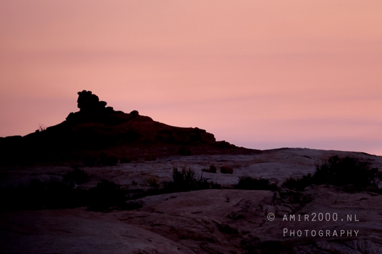 Arches_National_Park_sunrise_colors_Moab_Utah_USA_landscape_nature_Photography_012_Canon_EOS_R5_Mark_II.JPG