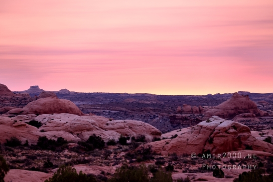 Arches_National_Park_sunrise_colors_Moab_Utah_USA_landscape_nature_Photography_013_Canon_EOS_R5_Mark_II.JPG
