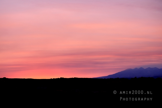 Arches_National_Park_sunrise_colors_Moab_Utah_USA_landscape_nature_Photography_017_Canon_EOS_R5_Mark_II.JPG