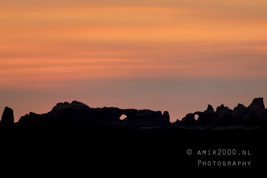 Arches_National_Park_sunrise_colors_Moab_Utah_USA_landscape_nature_Photography_027_Canon_EOS_R5_Mark_II.JPG