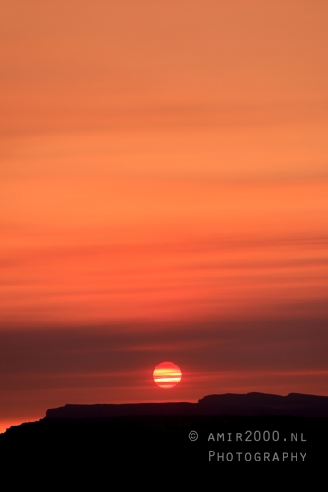 Arches_National_Park_sunrise_colors_Moab_Utah_USA_landscape_nature_Photography_033_Canon_EOS_R5_Mark_II.JPG