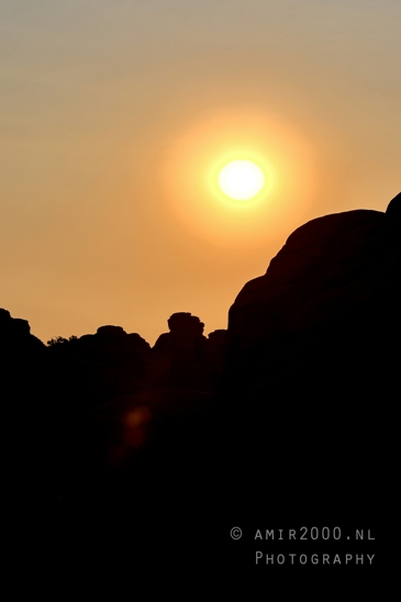Arches_National_Park_sunrise_colors_Moab_Utah_USA_landscape_nature_Photography_063_Canon_EOS_R5_Mark_II.JPG