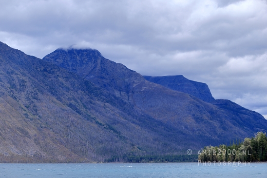 Lake_McDonald_Glacier_National_Park_Montana_USA_reflection_landscape_nature_Photography_018_Canon_EOS_R5_Mark_II.JPG
