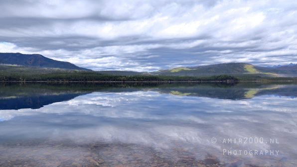 Lake_McDonald_Glacier_National_Park_Montana_USA_reflection_landscape_nature_Photography_048_Canon_EOS_R5_Mark_II.JPG
