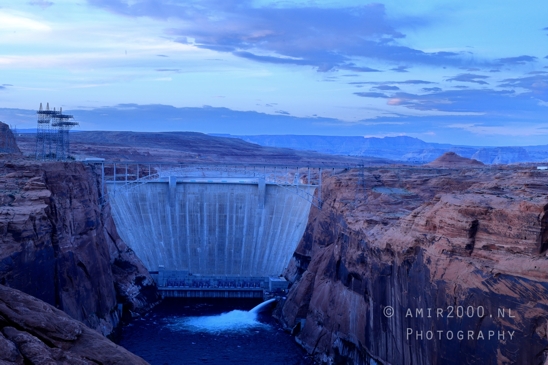 Glen_Canyon_Dam_Overlook_Page_Arizona_USA_Colorado_River_at_Sunset_nature_colors_landscape_Photography_026_Canon_EOS_R5_Mark_II.JPG