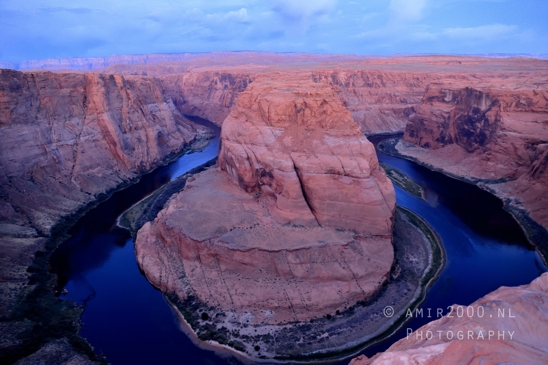 Horseshoe_Bend_Page_Arizona_USA_Colorado_River_sunrise_morning_colors_nature_landscape_Photography_005_Canon_EOS_R5_Mark_II.JPG