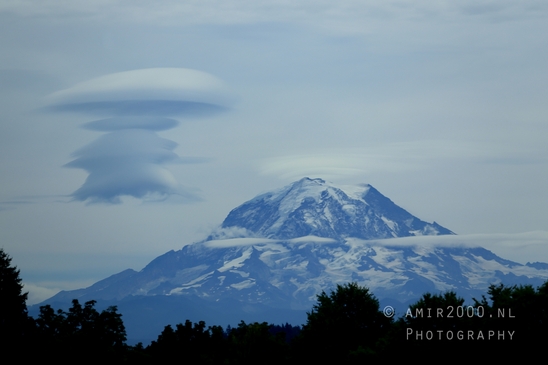 Mount_Rainier_National_Park_Washington_USA_landscape_nature_Photography_001_Canon_EOS_R5_Mark_II.JPG
