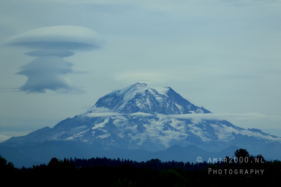 Mount_Rainier_National_Park_Washington_USA_landscape_nature_Photography_002_Canon_EOS_R5_Mark_II.JPG