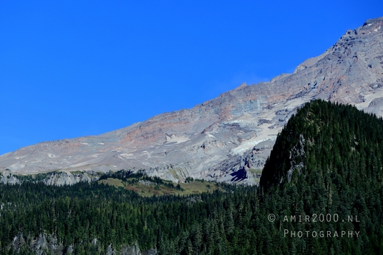 Mount_Rainier_National_Park_Washington_USA_landscape_nature_Photography_240_Canon_EOS_R5_Mark_II.JPG