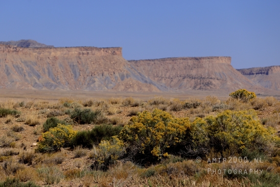 SLC_Utah_to_Page_Arizona_Navajo_Reservation_USA_Road_Trip_Landscape_Western_Nature_Photography_150_Canon_EOS_R5_Mark_II.JPG