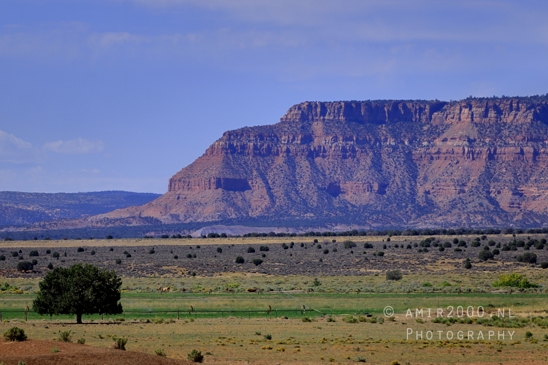 SLC_Utah_to_Page_Arizona_Navajo_Reservation_USA_Road_Trip_Landscape_Western_Nature_Photography_528_Canon_EOS_R5_Mark_II.JPG