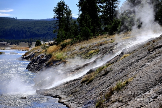 Grand_Prismatic_Spring_Yellowstone_National_Park_Wyoming_USA_landscape_nature_And_Teton_Photography_012_Canon_EOS_R5_Mark_II.JPG