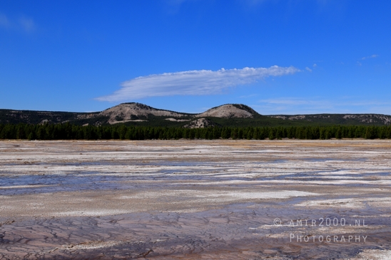 Grand_Prismatic_Spring_Yellowstone_National_Park_Wyoming_USA_landscape_nature_And_Teton_Photography_097_Canon_EOS_R5_Mark_II.JPG