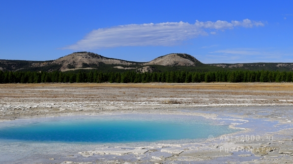 Grand_Prismatic_Spring_Yellowstone_National_Park_Wyoming_USA_landscape_nature_And_Teton_Photography_104_Canon_EOS_R5_Mark_II.JPG