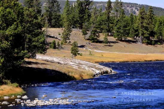 Grand_Prismatic_Spring_Yellowstone_National_Park_Wyoming_USA_landscape_nature_And_Teton_Photography_112_Canon_EOS_R5_Mark_II.JPG