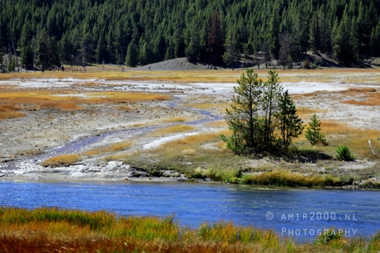 Grand_Prismatic_Spring_Yellowstone_National_Park_Wyoming_USA_landscape_nature_And_Teton_Photography_117_Canon_EOS_R5_Mark_II.JPG